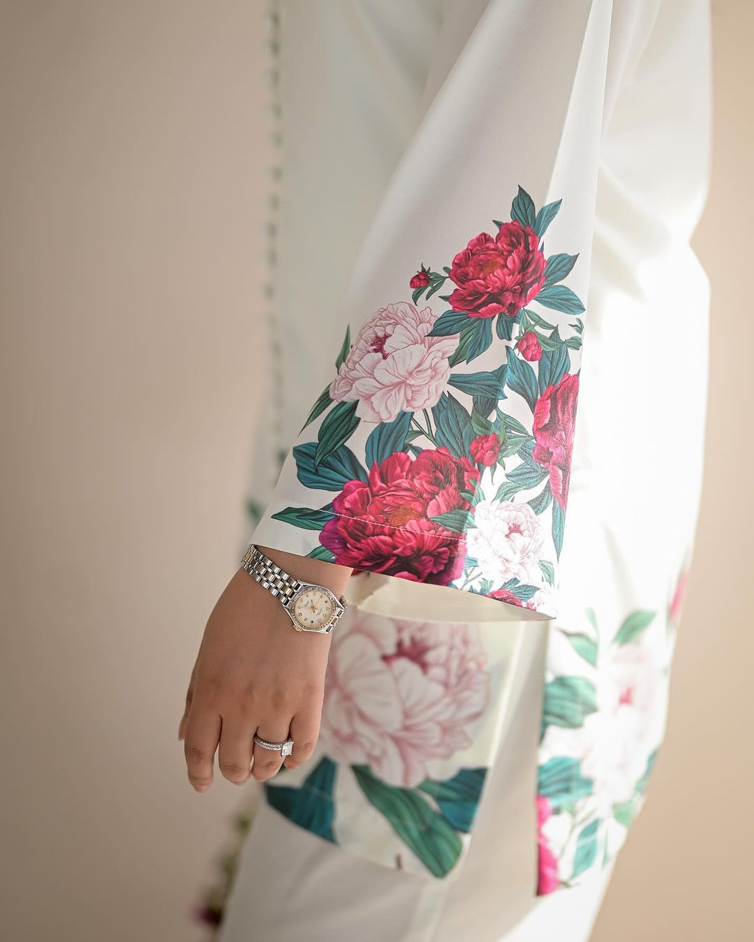 Elysia – Pearl White 2 Piece Printed Pret-White--Silk
