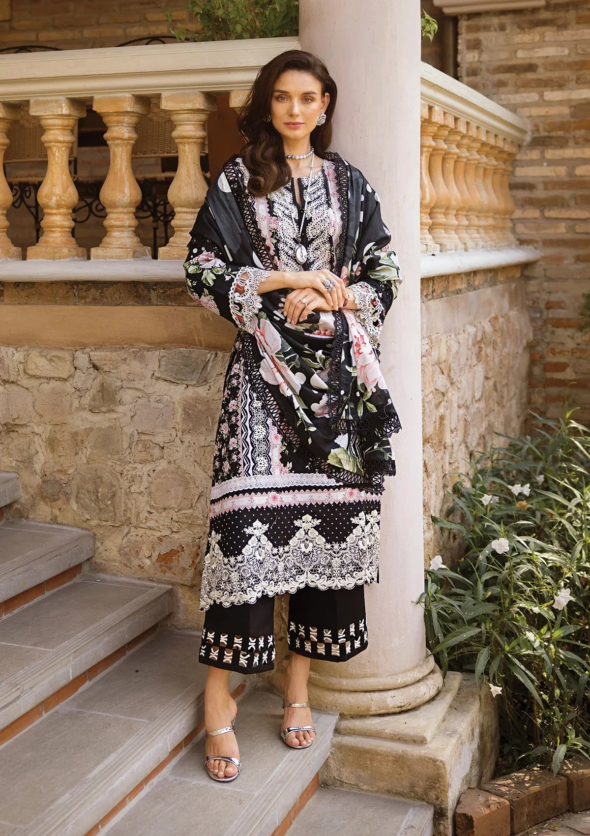 Elaf Premium Print Chikankari Lawn Unstitched 3Pc Suit ECT-05B