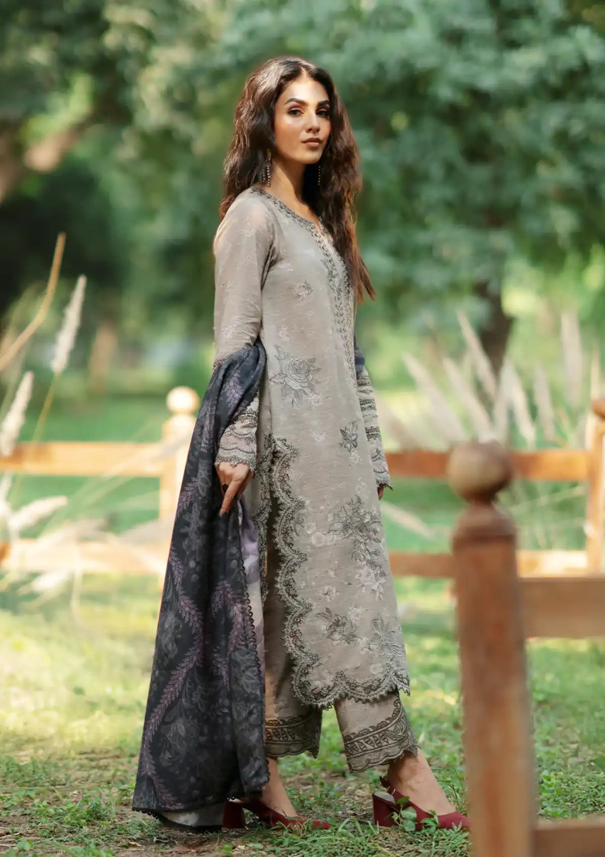 Iznik - Unstitched - Premium 3pc Suit - IPK-06 - Skin