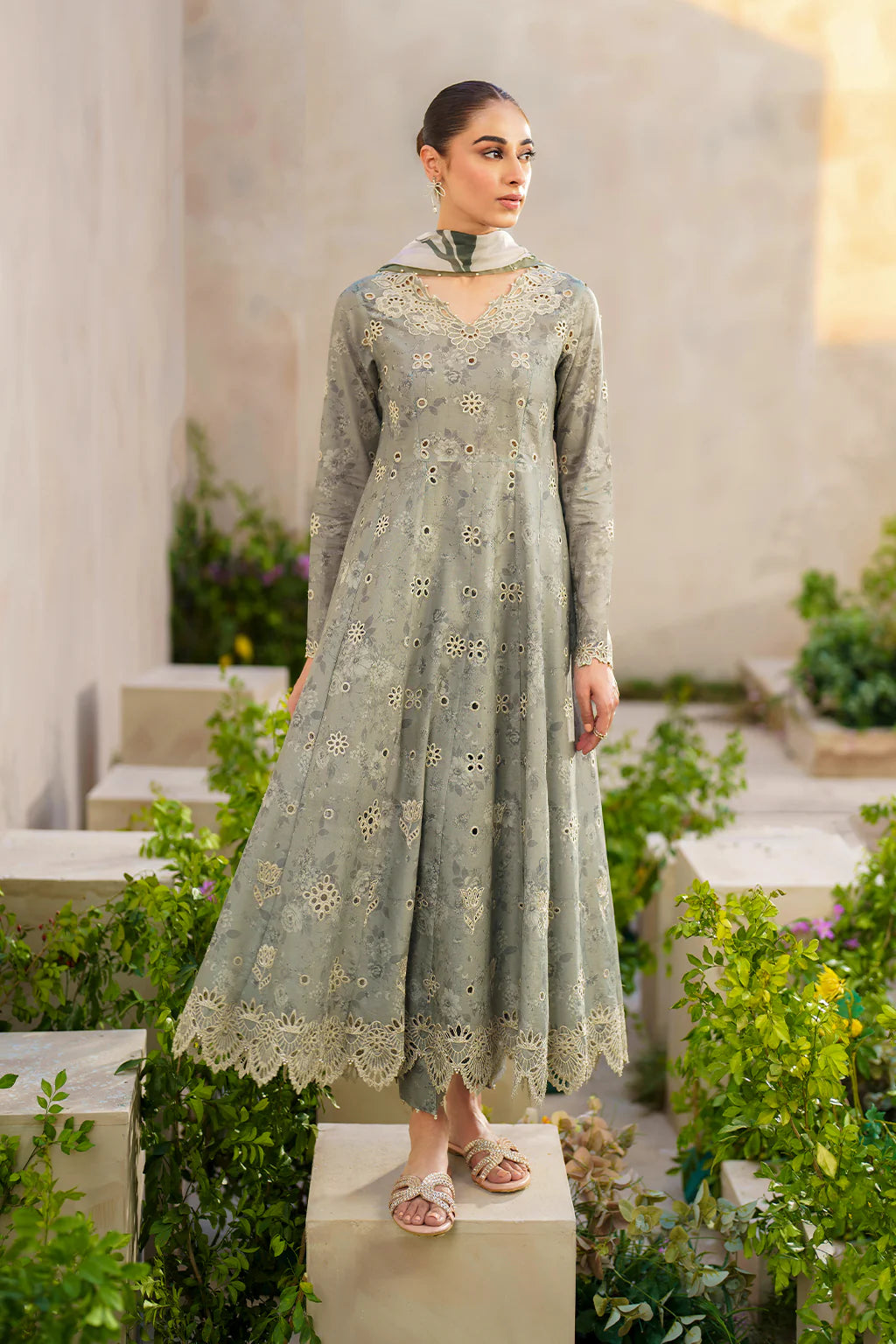 Green-Iznik Digital Green Printed Lawn Collection Replica
