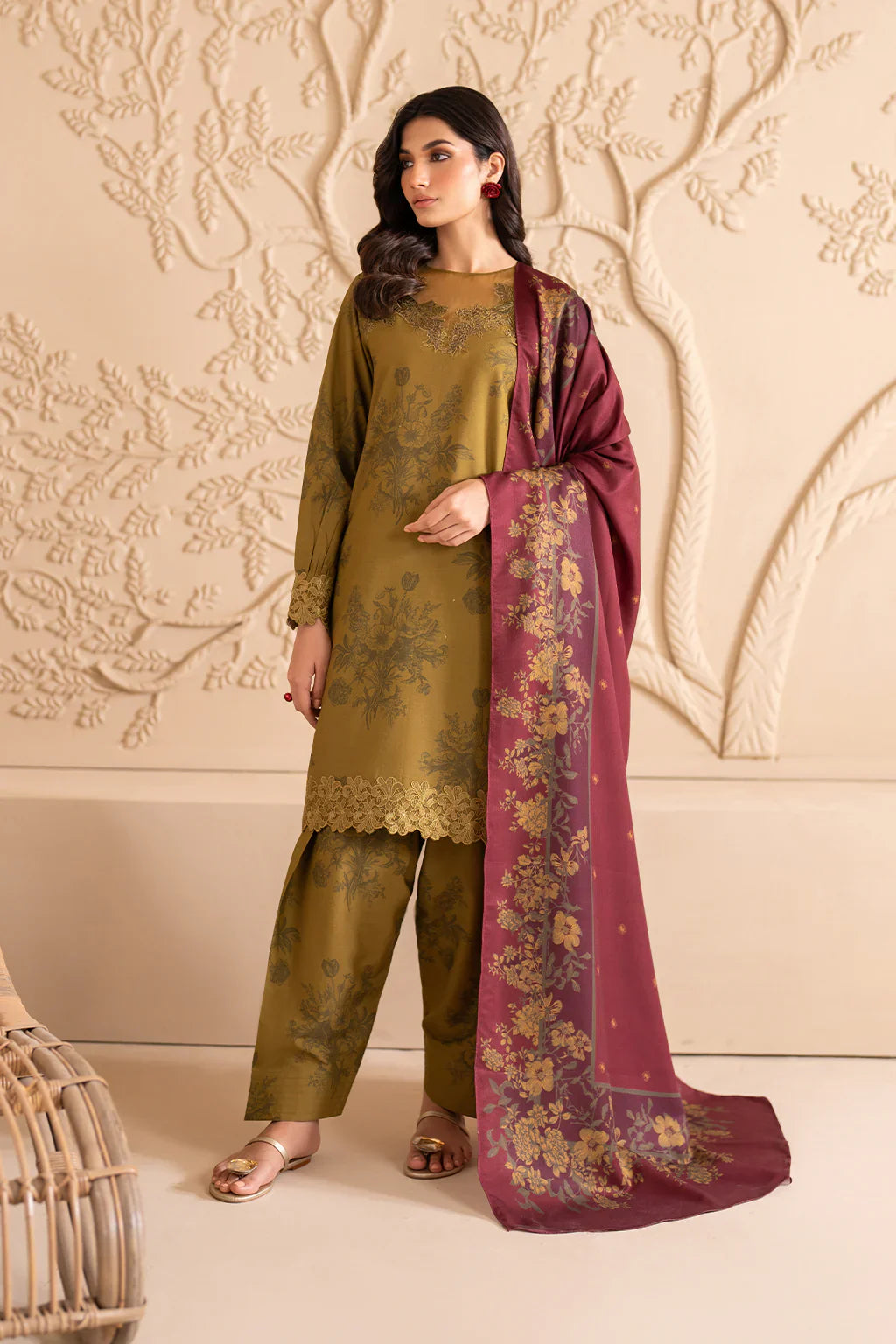 Iznik Unstiched |Unstitched Embroidered 3 Pcs | UE-344 | Tambaco Colour