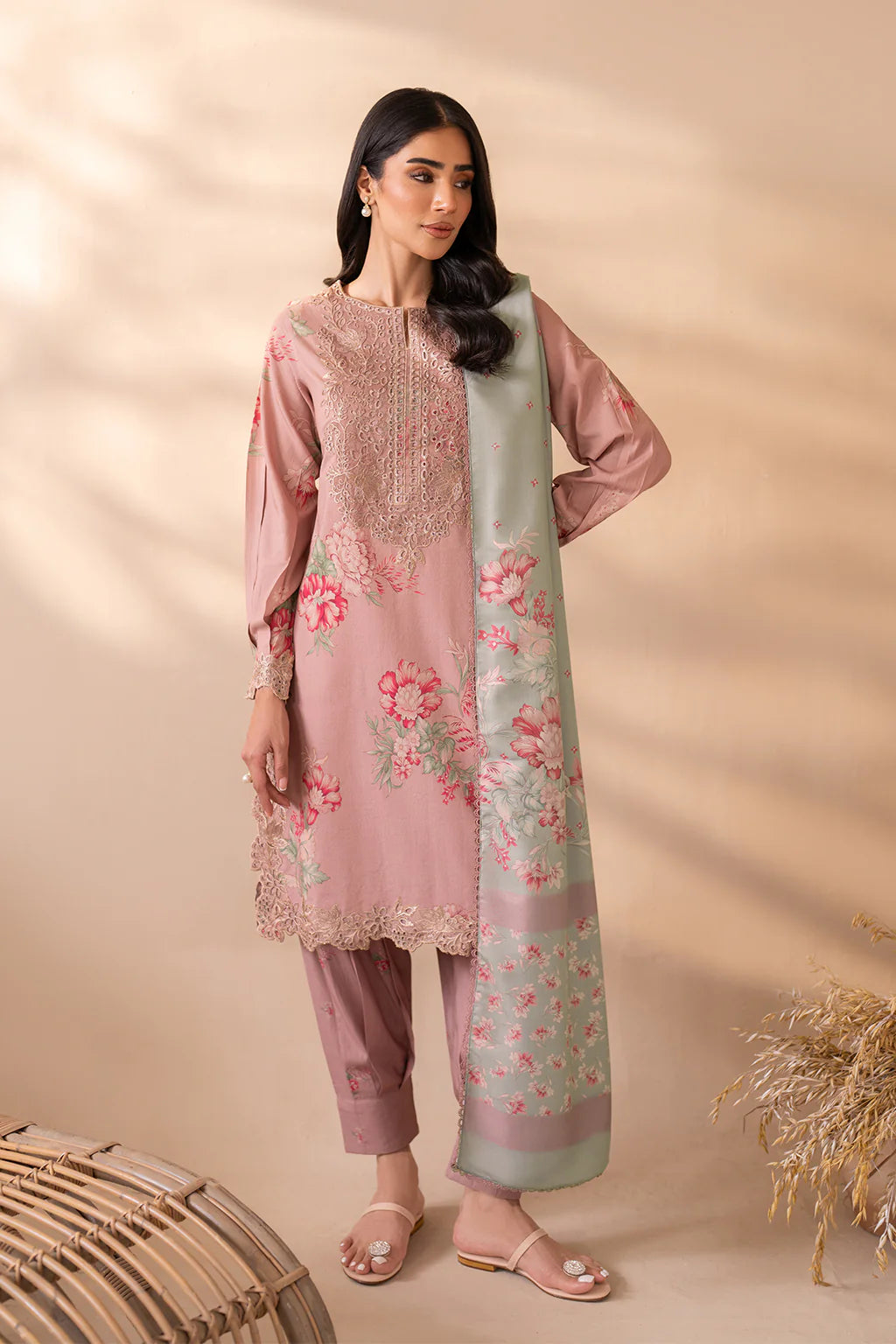 Iznik Lawn UE-339 Pink