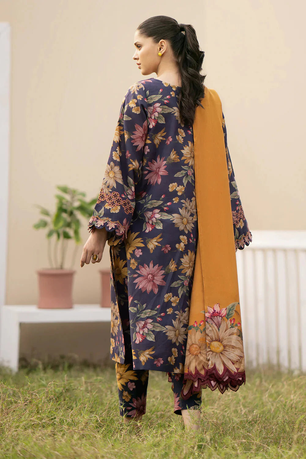 Barooque - 3 Piece - Unstitched Digital Printed Lawn Fabric