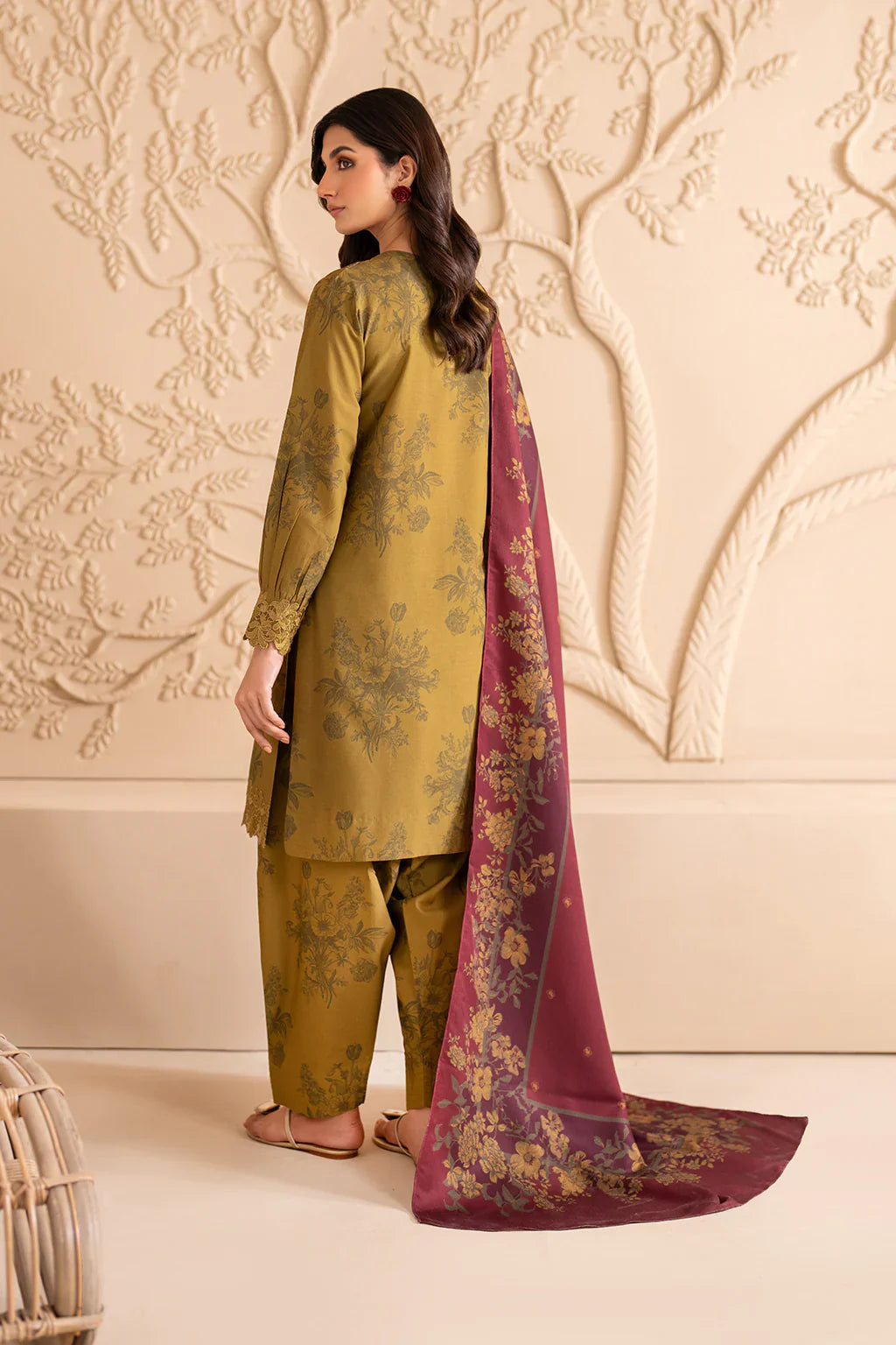 Iznik Unstiched |Unstitched Embroidered 3 Pcs | UE-344 | Tambaco Colour