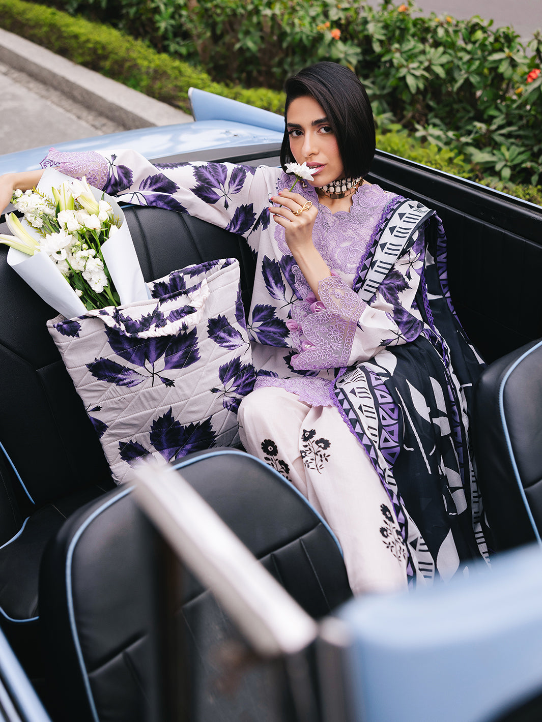 Mahnur | Lilac - Lawn Collection