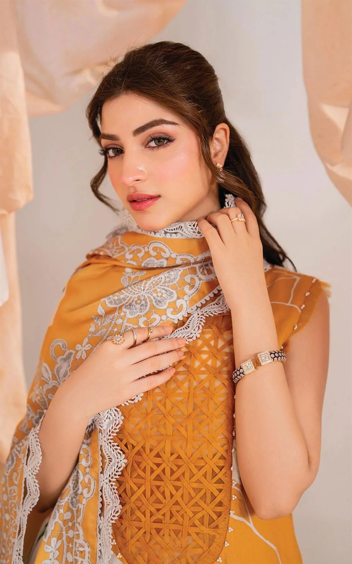 ASIFA NABEEL LUXURY LAWN COLLECTION UNSTITCH- Yellow