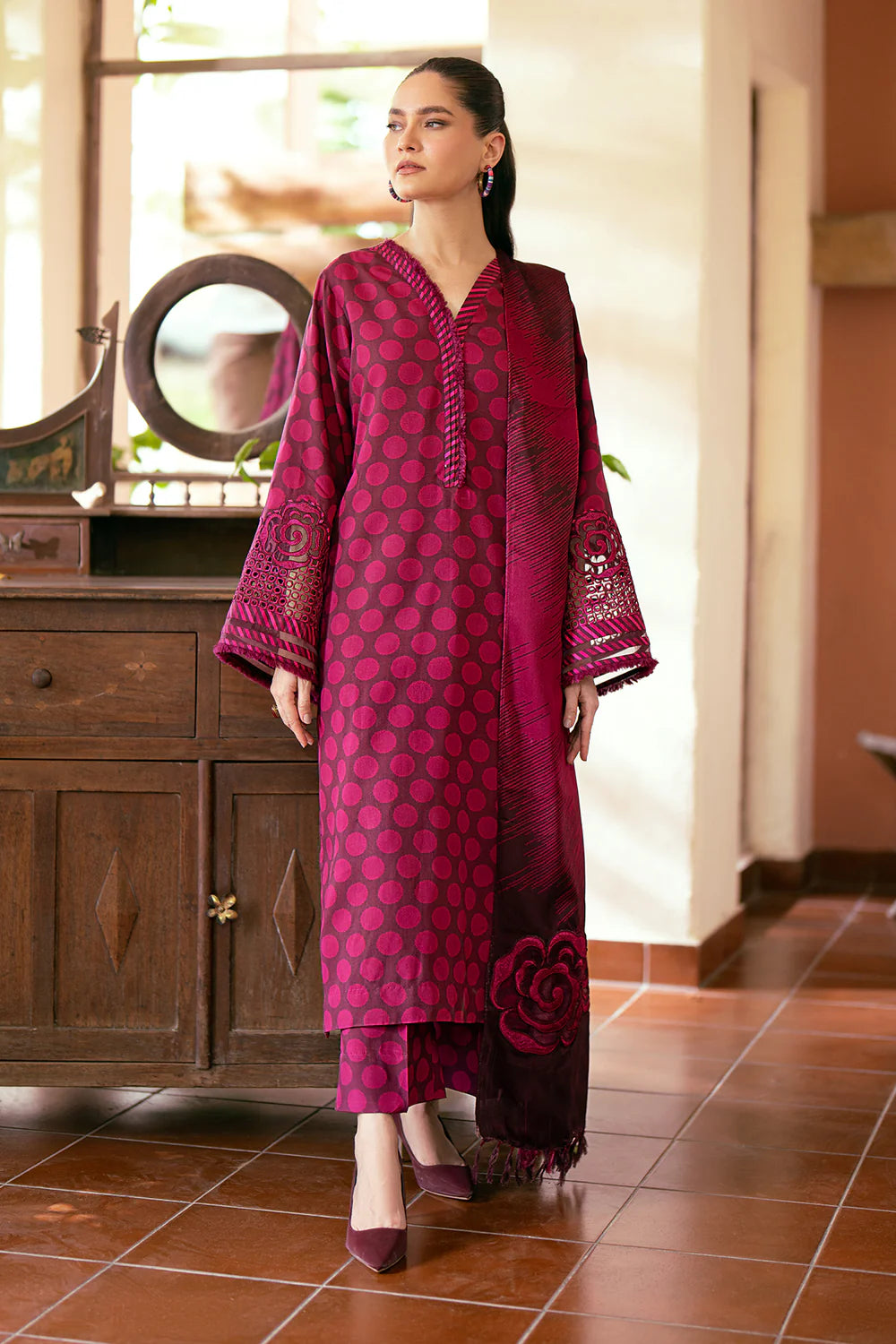 Barooque Lawn Suit - with chiffon dupatta - UF-762 - Redish Colour