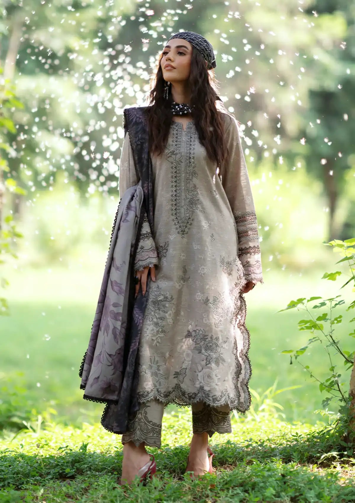 Iznik - Unstitched - Premium 3pc Suit - IPK-06 - Skin